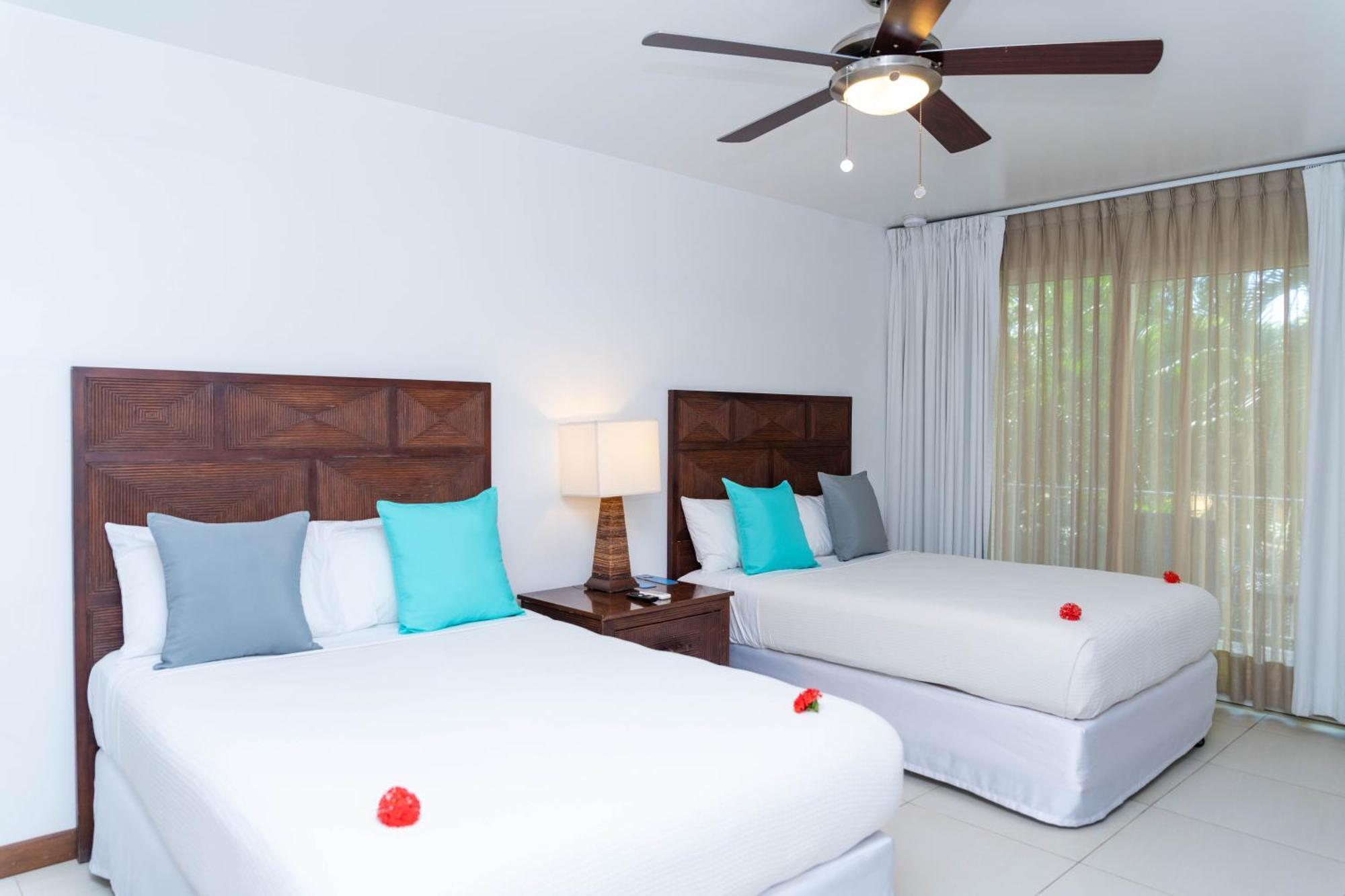 Paradise Beach Hotel & Resort West Bay Δωμάτιο φωτογραφία